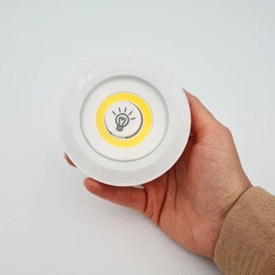 چراغ LED سه شاخه اضطراری با ریموت کنترل و نور سفید